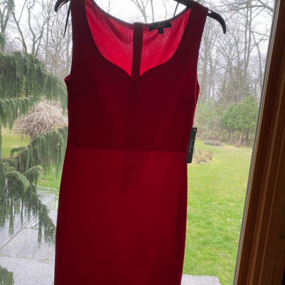 Lulus red dress
